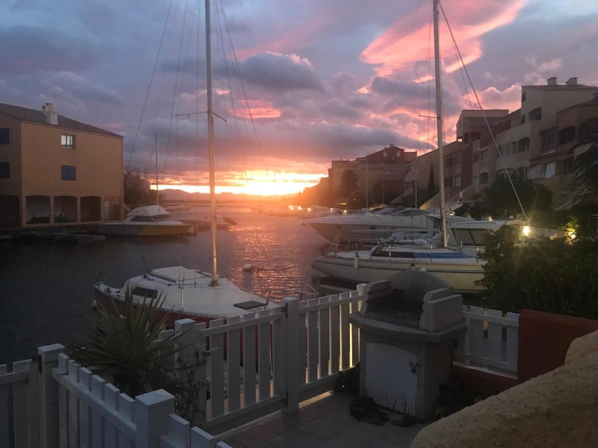 Marina Les Pieds Dans L Eau Apartment Le Barcares Exterior photo