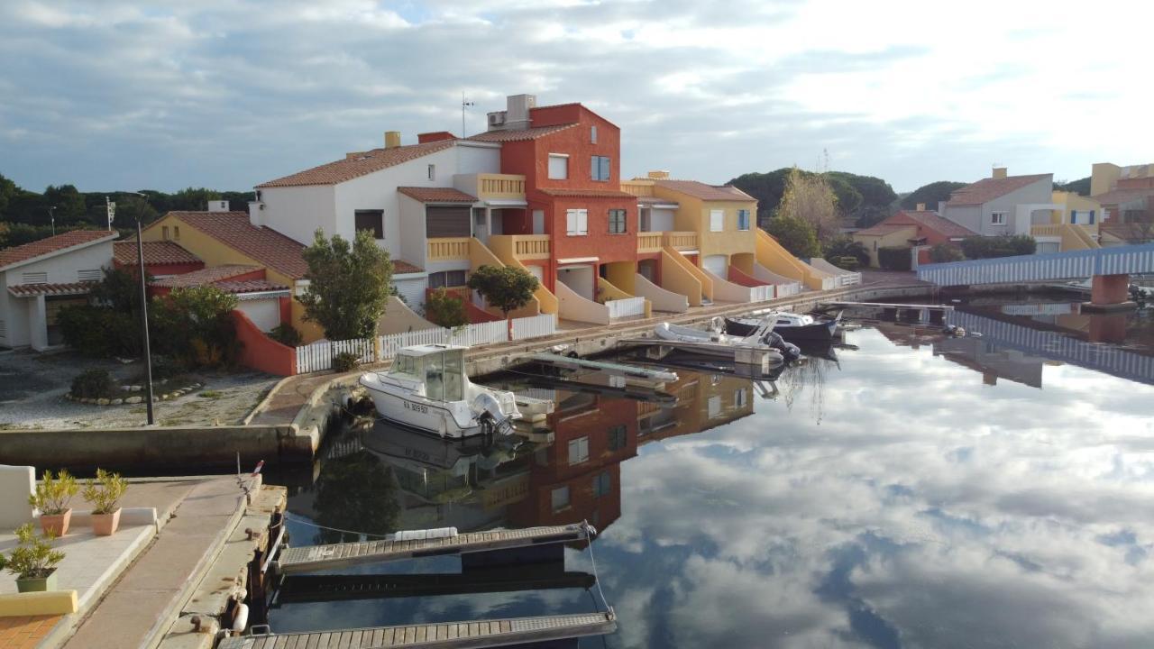 Marina Les Pieds Dans L Eau Apartment Le Barcares Exterior photo