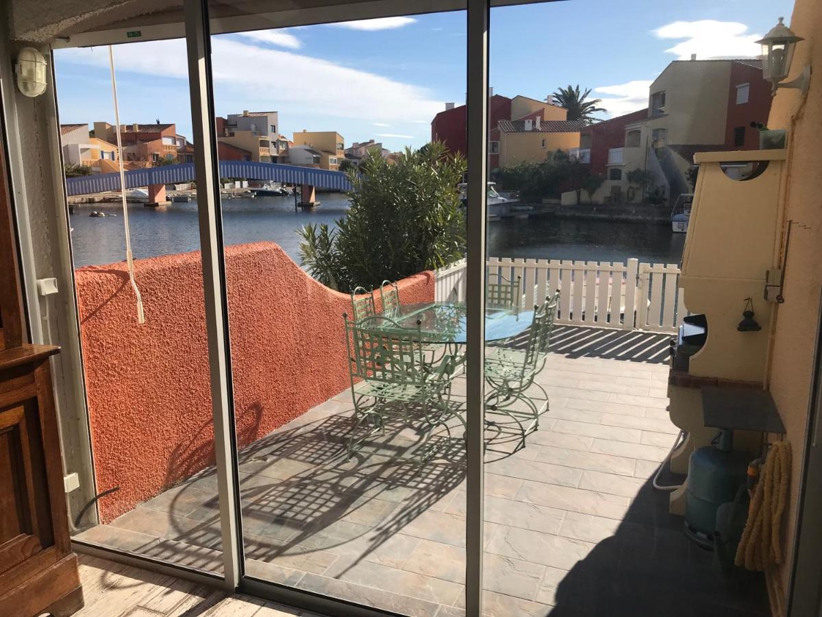 Marina Les Pieds Dans L Eau Apartment Le Barcares Exterior photo